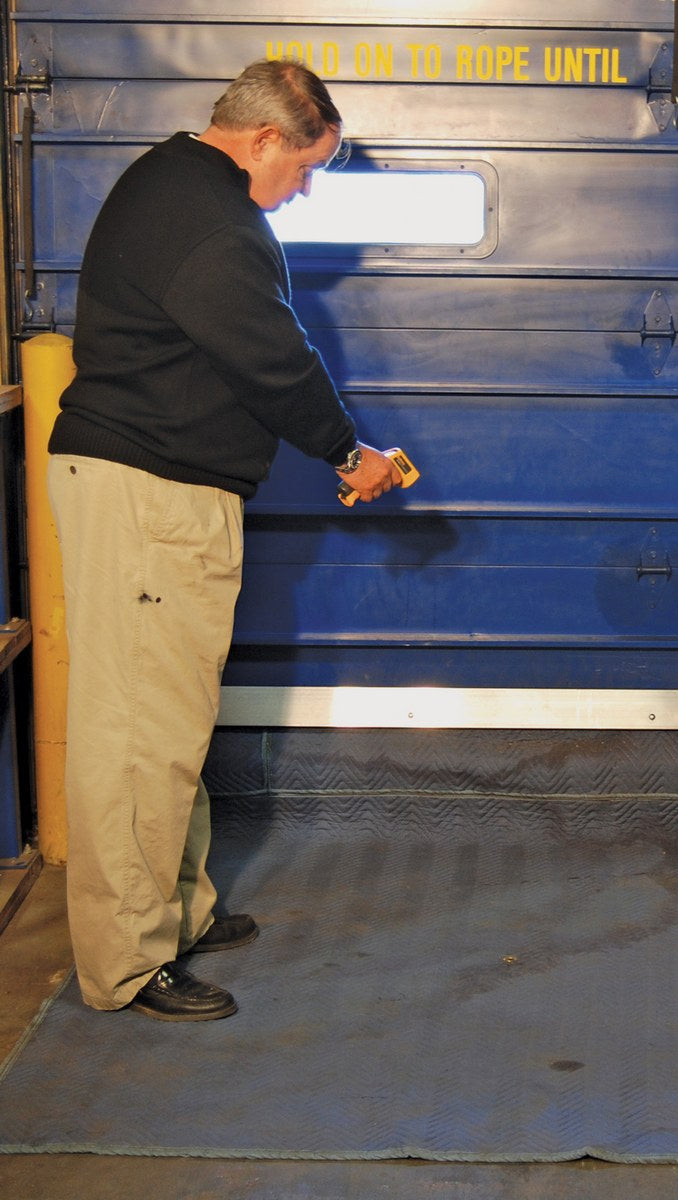 Vestil Manufacturing Corp Dock Leveler Insulation Blanket– – Now available at MTN Shop US. - imagen 3