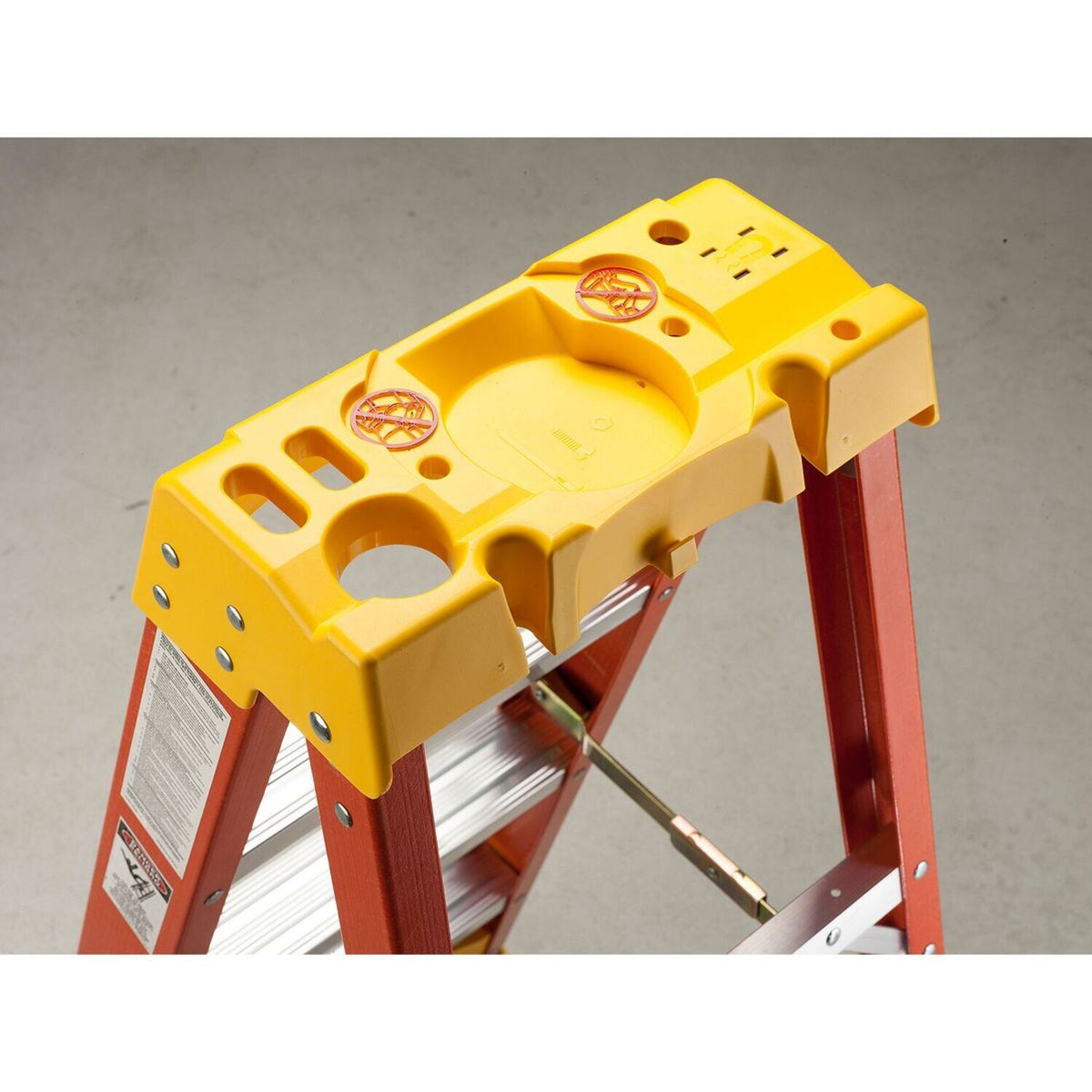 Vestil Manufacturing Corp Fiberglass Step Ladders– – Now available at MTN Shop US. - imagen 8