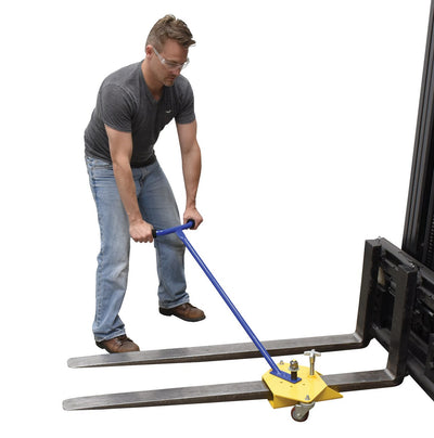Vestil Manufacturing Corp Fork Truck Fork Caddy– – Ahora disponible en MTN Shop US.