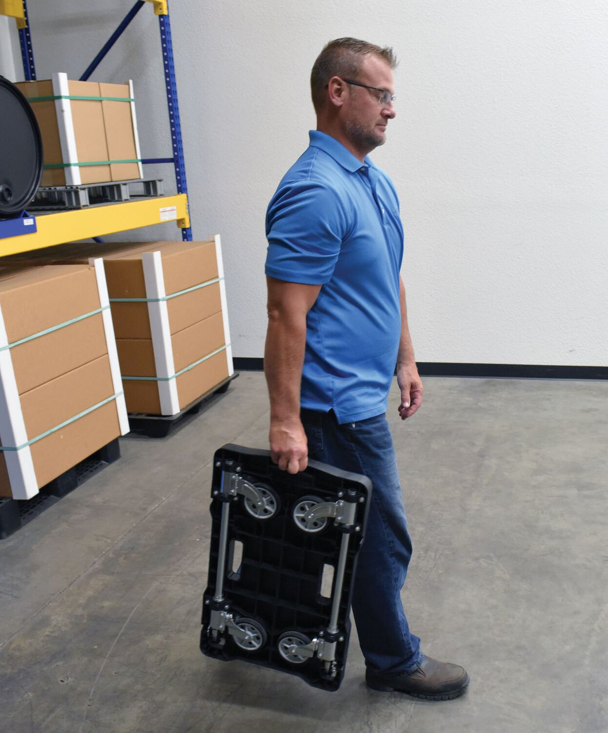Vestil Manufacturing Corp Fold-Flat Plastic Cart– – Now available at MTN Shop US. - imagen 6