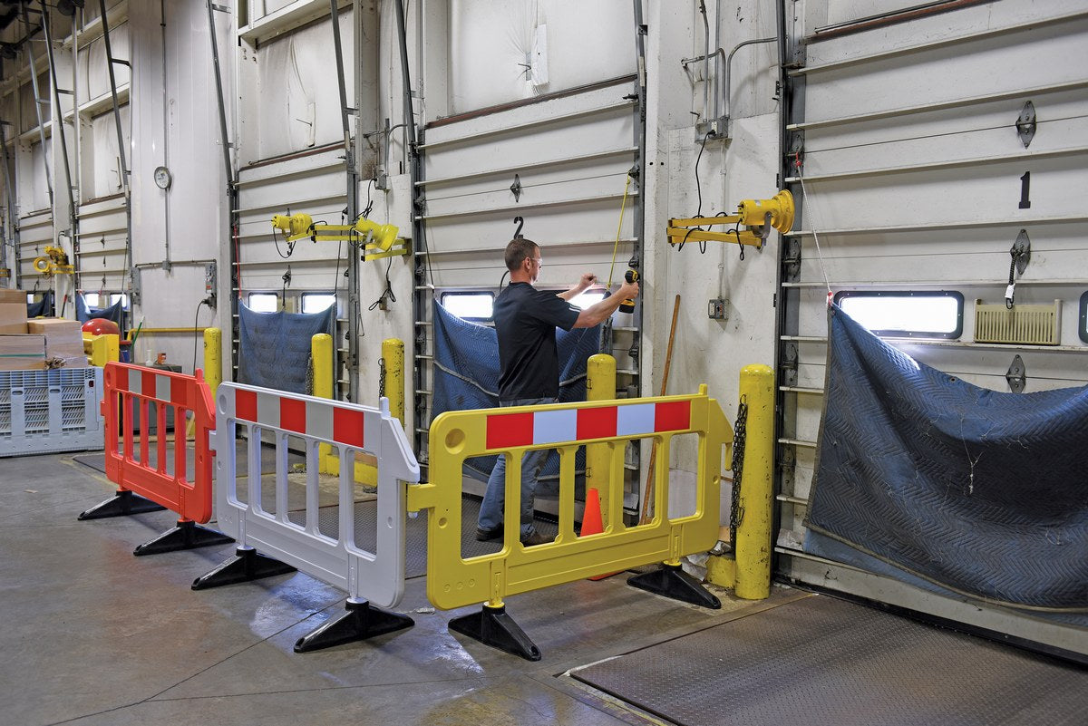 Vestil Manufacturing Corp Plastic Barriers– – Now available at MTN Shop US. - imagen 4