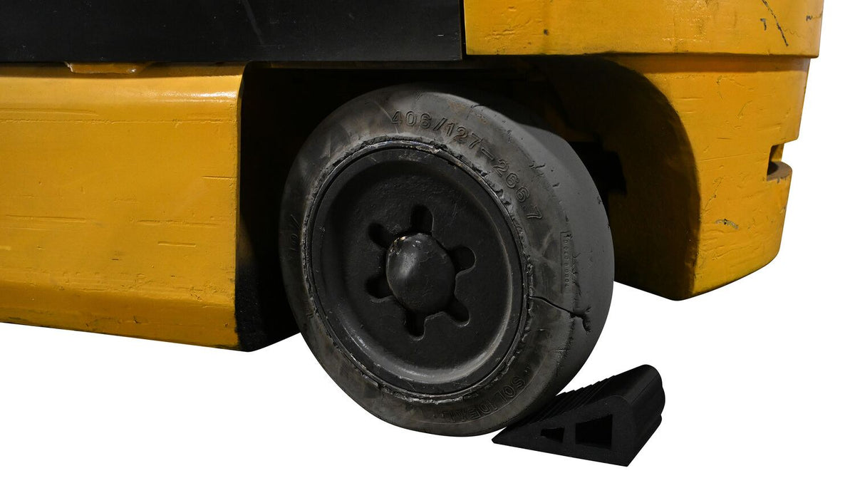 Vestil Manufacturing Corp Industrial Rubber Wedges– – Now available at MTN Shop US. - imagen 3