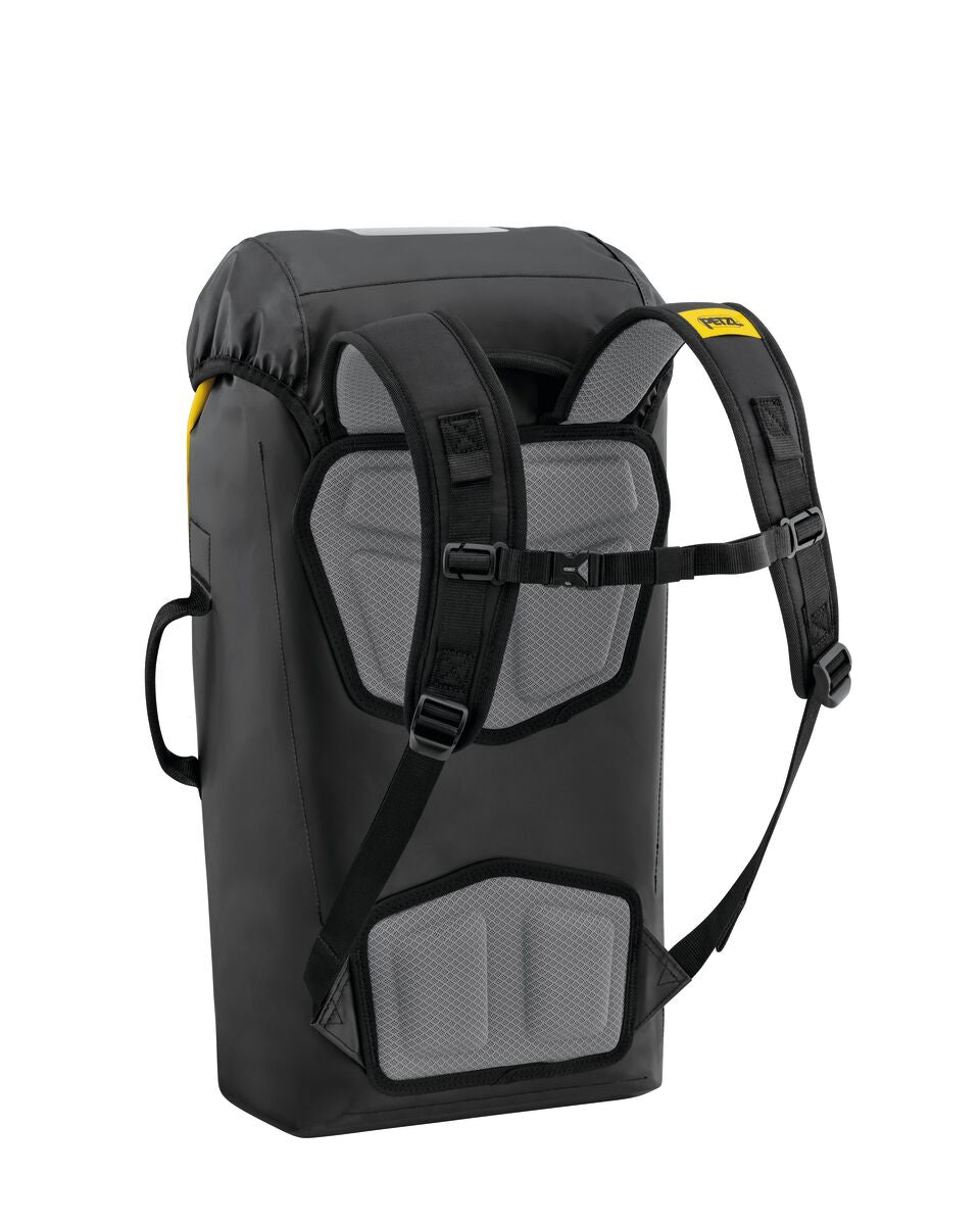 Black Petzl Transport 30L durable caving backpack - imagen 3