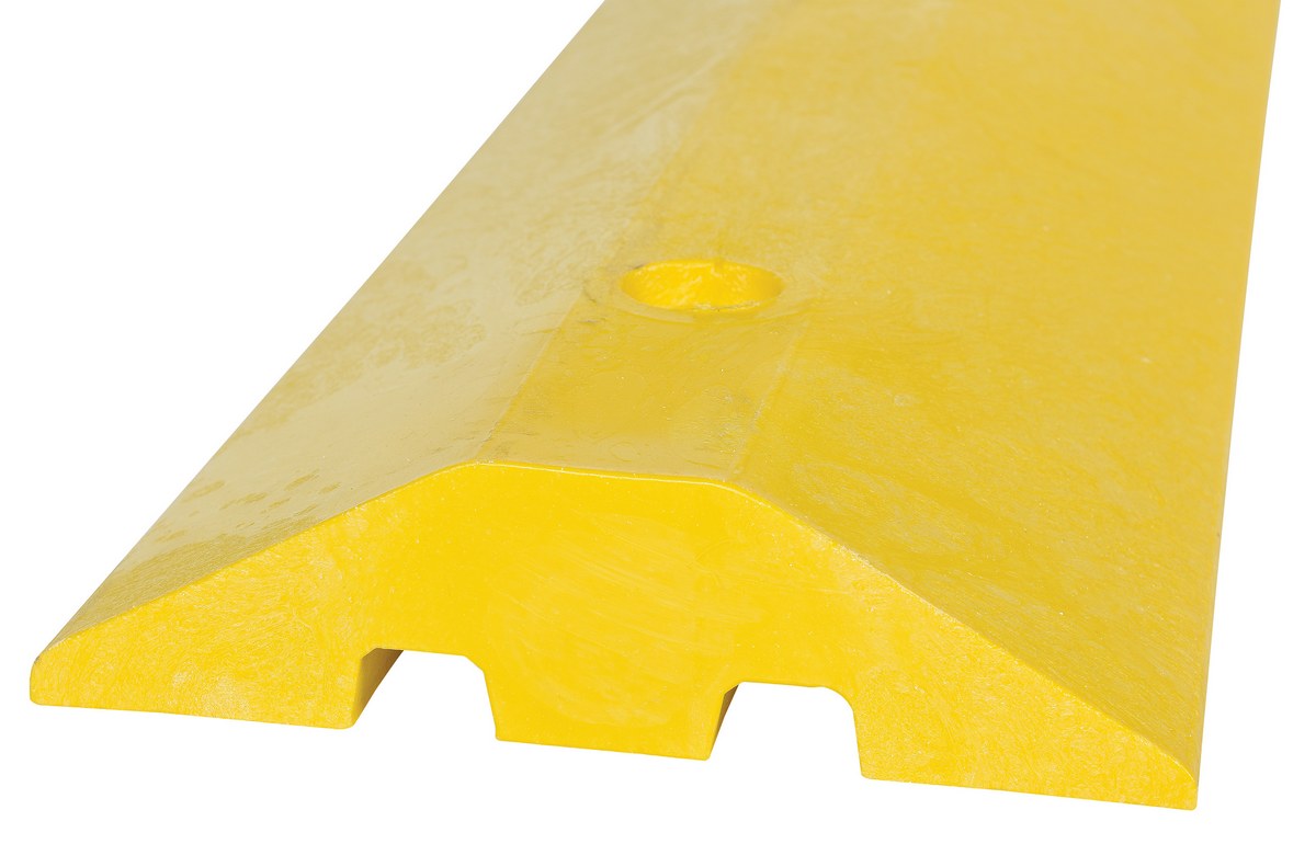 Vestil Manufacturing Corp Speed Bumps– – Now available at MTN Shop US. - imagen 6