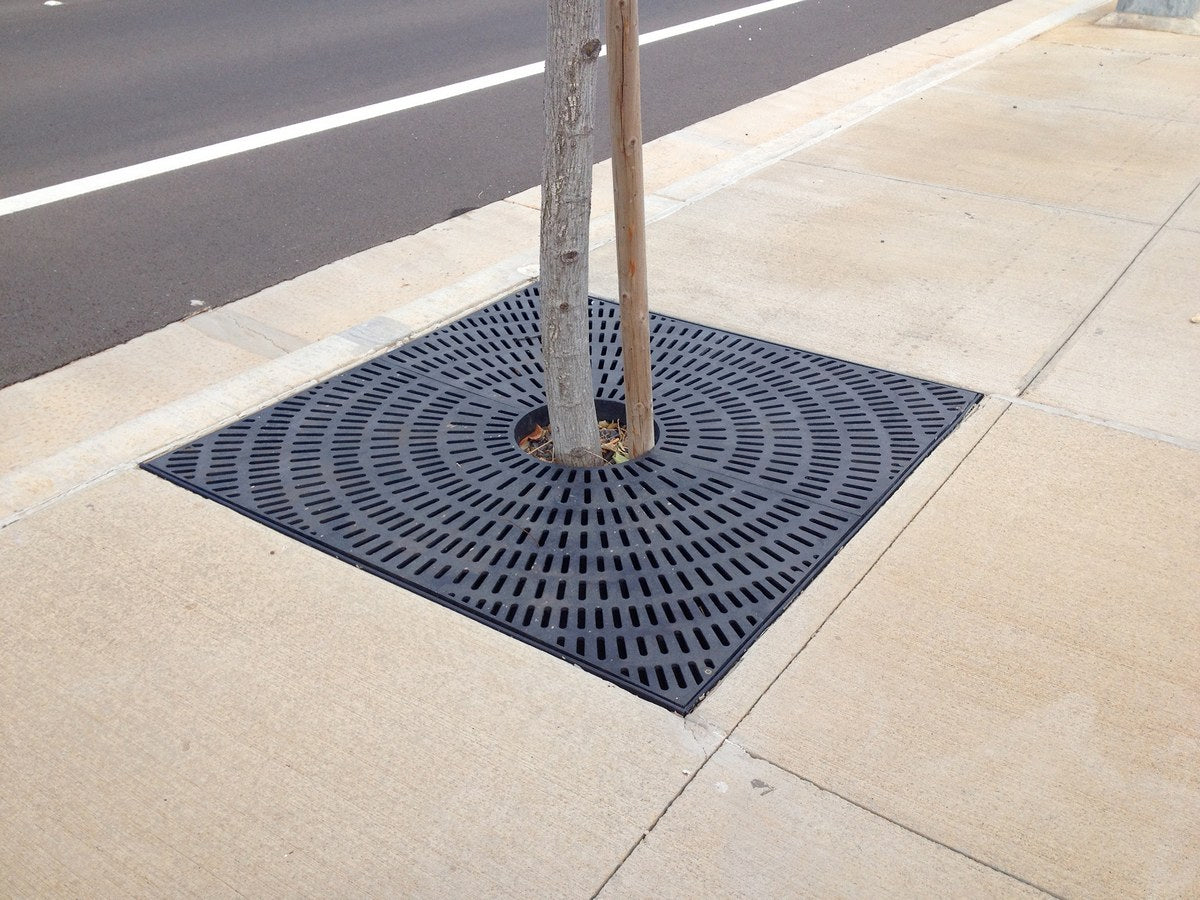 Vestil Manufacturing Corp Tree Grates– – Now available at MTN Shop US. - imagen 3