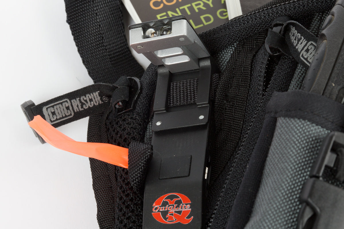 CMC Dualcom Radio Harness, dual-radio chest harness for communications, rear view - imagen 5