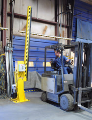 Vestil Manufacturing Corp Dock Barricades– – Now available at MTN Shop US. - imagen 6