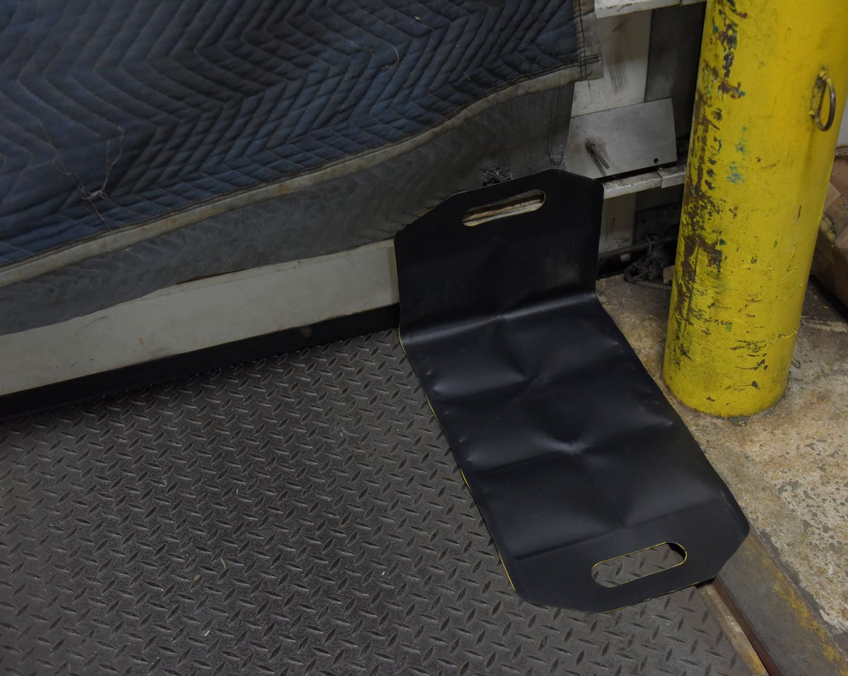 Vestil Manufacturing Corp Dock Draft Mats– – Now available at MTN Shop US. - imagen 3