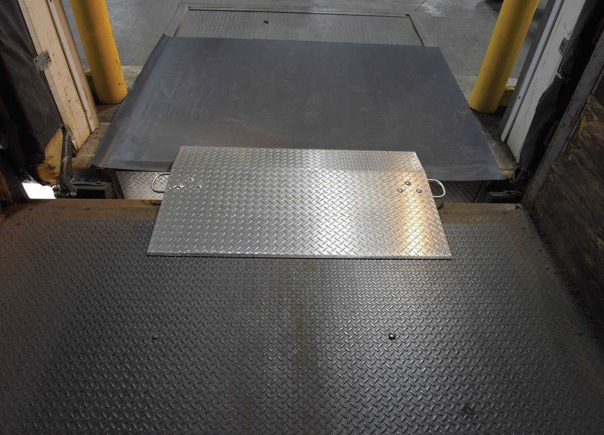 Vestil Manufacturing Corp Aluminum Economizer Dockplates– – Now available at MTN Shop US. - imagen 7