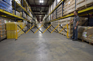 Vestil Manufacturing Corp Expand-A-Gates– – Now available at MTN Shop US. - imagen 3