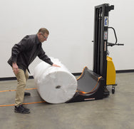 Vestil Manufacturing Corp Roll Material Transporter with DC Powered Lift Feature– – Now available at MTN Shop US. - imagen 3