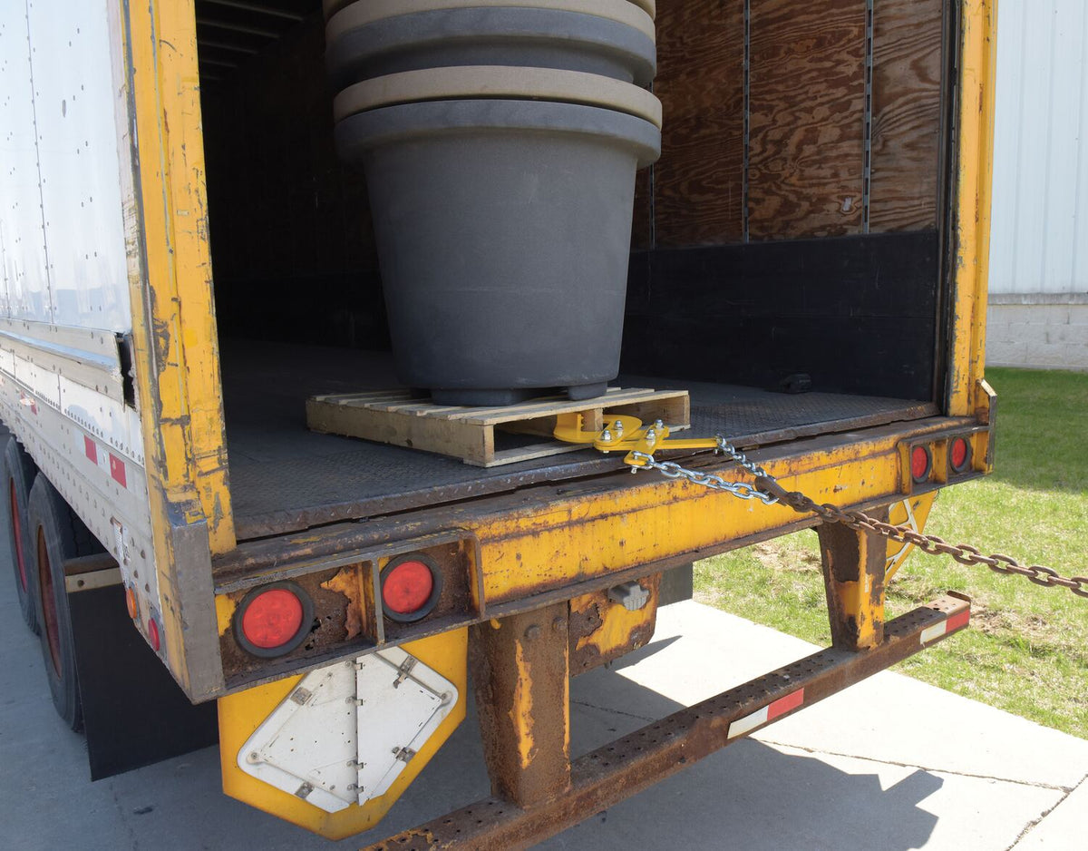 Vestil Manufacturing Corp Pallet Pullers– – Now available at MTN Shop US. - imagen 6