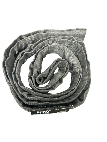 MTN Round Slings– MTN Slings are designed to match theatrical settings and safely perform during all of your lifting applications. For sale in 2', 3', 4', 6', 8' 9', 12' lengths. Best round slings for rigging, lightweight, OSHA certified, black theatrical color. – Now available at MTN Shop US. - imagen 5