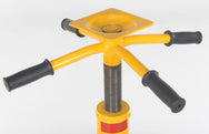 Vestil Manufacturing Corp Trailer Stabilizing Jacks– – Now available at MTN Shop US. - imagen 6