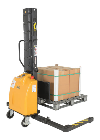 Apiladores de mástil estrecho de Vestil Manufacturing Corp con elevación motorizada– – Ahora disponibles en MTN Shop US.