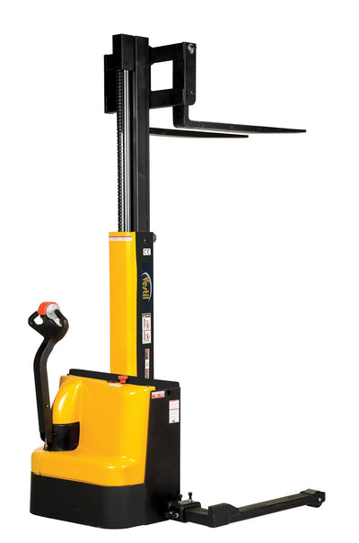 Apiladores de mástil estrecho de Vestil Manufacturing Corp con accionamiento y elevación motorizados: ahora disponibles en MTN Shop US.
