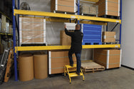 Vestil Manufacturing Corp Aluminum Step Stands– – Now available at MTN Shop US. - imagen 6