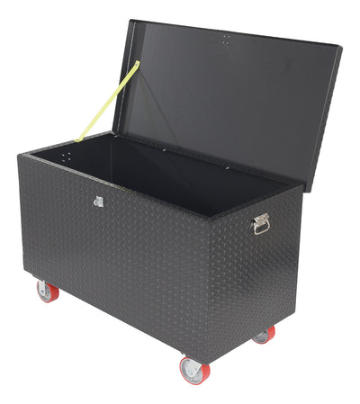 Cajas de herramientas portátiles con placa de rodadura de acero de Vestil Manufacturing Corp– – Ahora disponibles en MTN Shop US.