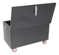 Cajas de herramientas portátiles con placa de rodadura de acero de Vestil Manufacturing Corp– – Ahora disponibles en MTN Shop US. - imagen 2