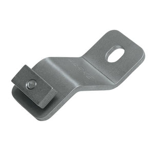 Soporte de riel de acceso de largo alcance Harken R27 - S: mejore su configuración con el soporte de riel de acceso de largo alcance Harken R27 - S, meticulosamente diseñado para mejorar su experiencia de instalación. Fabricados con acero inoxidable AISI-304 de primera calidad, estos soportes cuentan con una construcción de perfil bajo resistente a la corrosión, lo que garantiza un rendimiento duradero. – Ahora disponible en MTN Shop US.