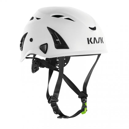 Casco blanco con correas negras y logo Kask sobre fondo blanco.