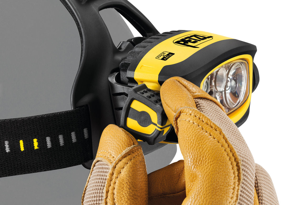 Petzl DUO S Headlamp (1100lm) – Ultra-powerful with 1100 lumens in BOOST mode, the DUO S headlamp runs on a rechargeable battery. – Now available at MTN Shop US. - imagen 3