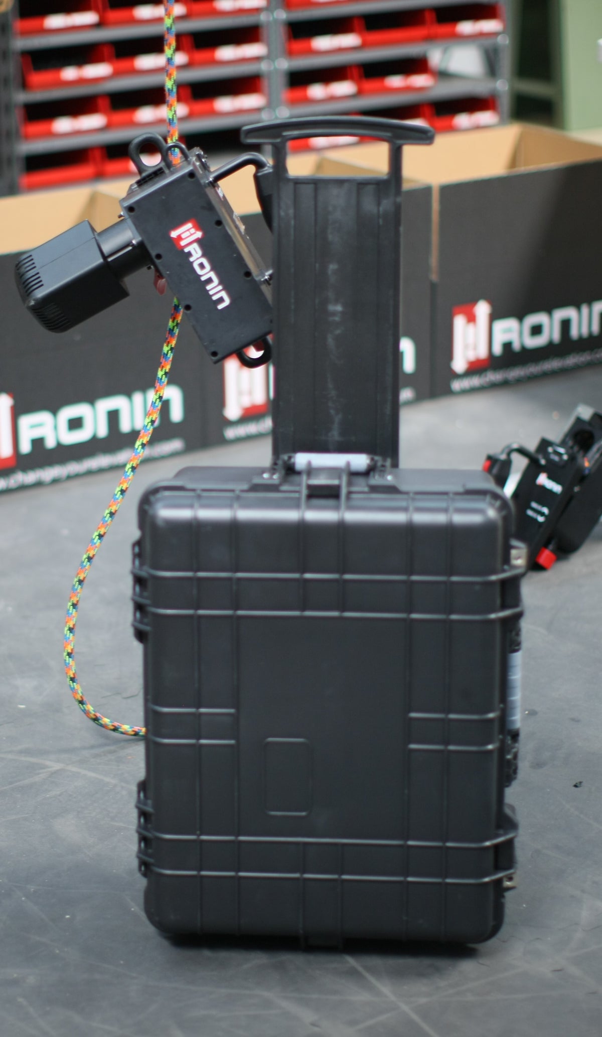 Ronin Lift - Carrying Case– Besides affordability, Ronin Lift is the ultimate go-to device because it is lightweight, contains a hot-swappable battery, is capable of lifting up to 400 pounds – Now available at MTN Shop US. - imagen 2