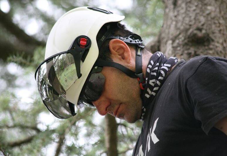 Tree climbing helmet with 2024 visor