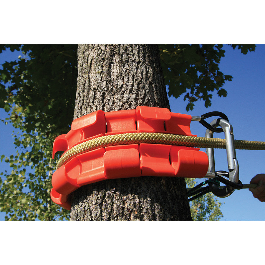 PMI SMC Rope Tracker– The SMC Rope Tracker is engineered to secure, capture, protect, and manage multiple ropes when negotiating difficult edge transitions. Durable, abrasion-resistant – Now available at MTN Shop US.