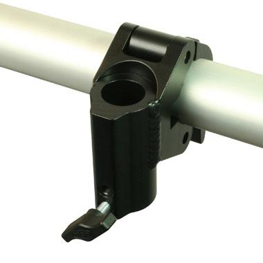 Abrazadera para TV Doughty (negra). Suministrado por la tienda MTN 